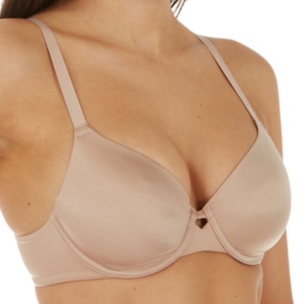 Hanes NWT HU33 Ultimate No Show Support Underwire Size 34DD Nude Modest Padding